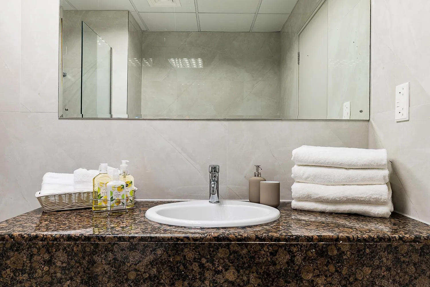 Jbr Full Sea View Apartment 1 Br Dubai